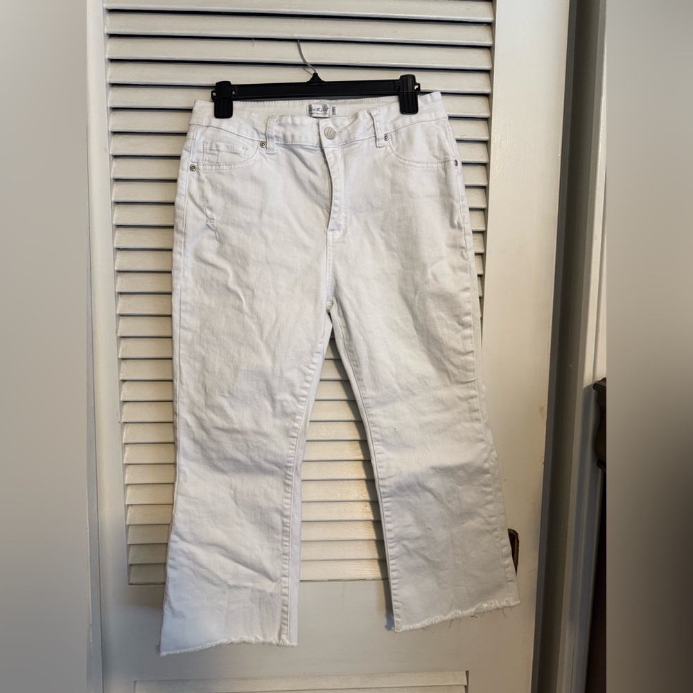 Shop The Mint boutique denim